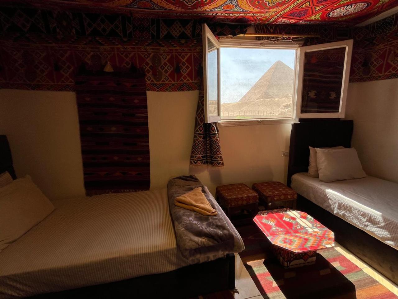 Kemet Pyramids Room View Kairó Kültér fotó